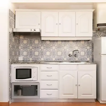 Beguest Sea Breeze Apartment *